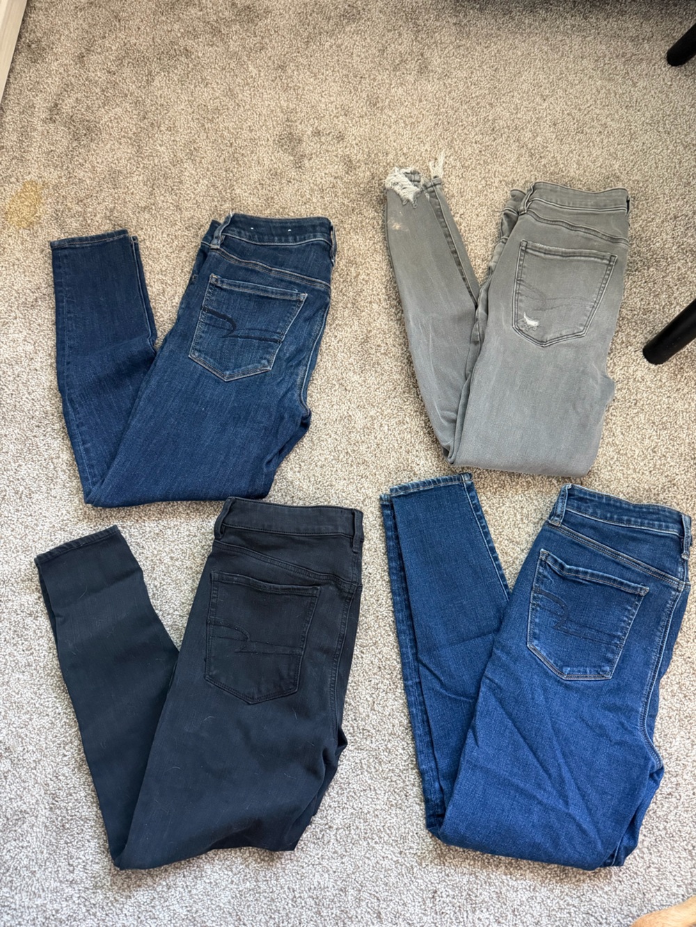 4 American Eagle High Rise Jeggings